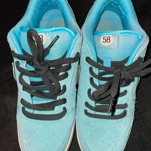 Used dunk 58 size 7